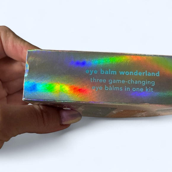 Tula Eye Balm Wonderland Kit with probiotic and superfood brightening products - Picture 3 of 7